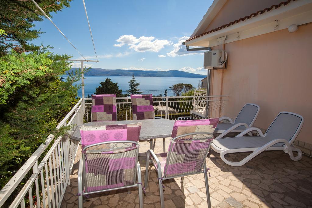Apartment Pavica Novi Vinodolski Ngoại thất bức ảnh