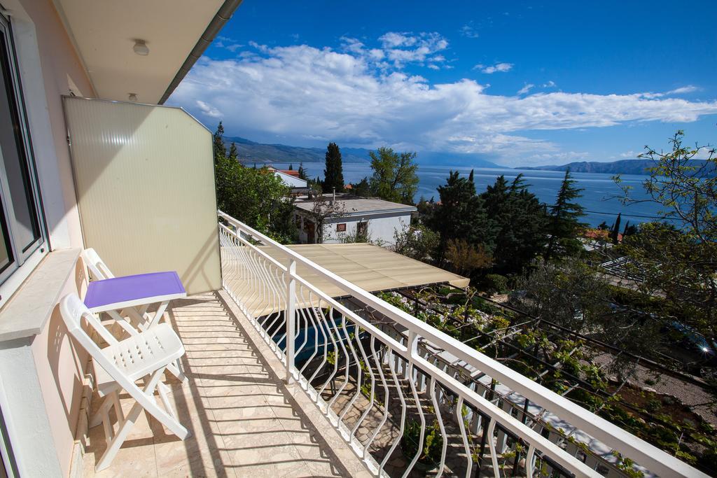 Apartment Pavica Novi Vinodolski Ngoại thất bức ảnh